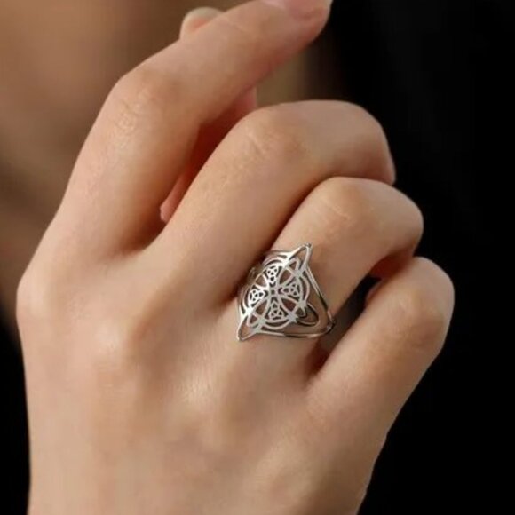 Silver Stainless Steel Witch Celtic Viking Cross Knot Fashion Ring Size 8 NWOT - Picture 3 of 6